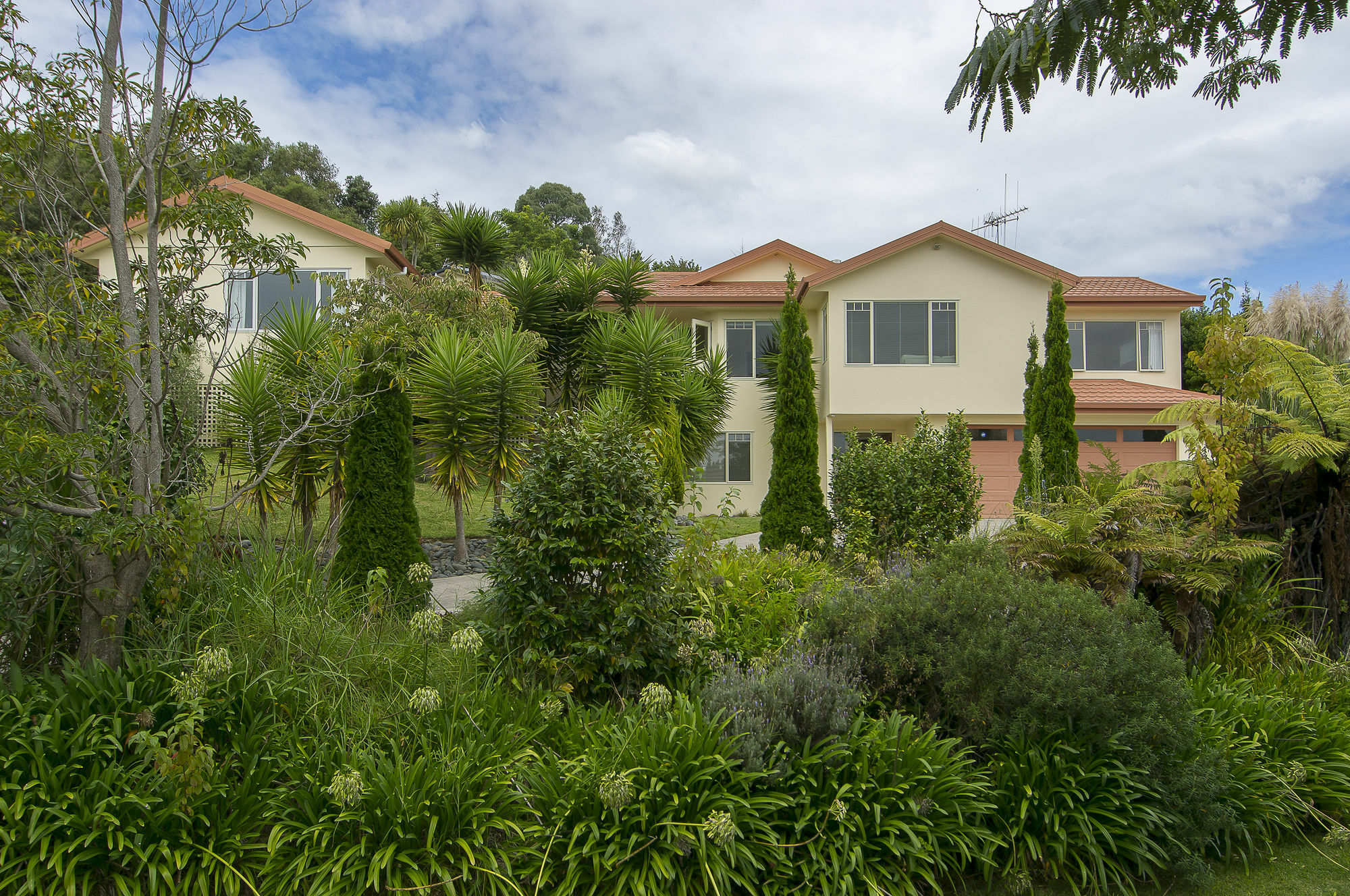 Seascape Villa B&B Тауранга Екстериор снимка
